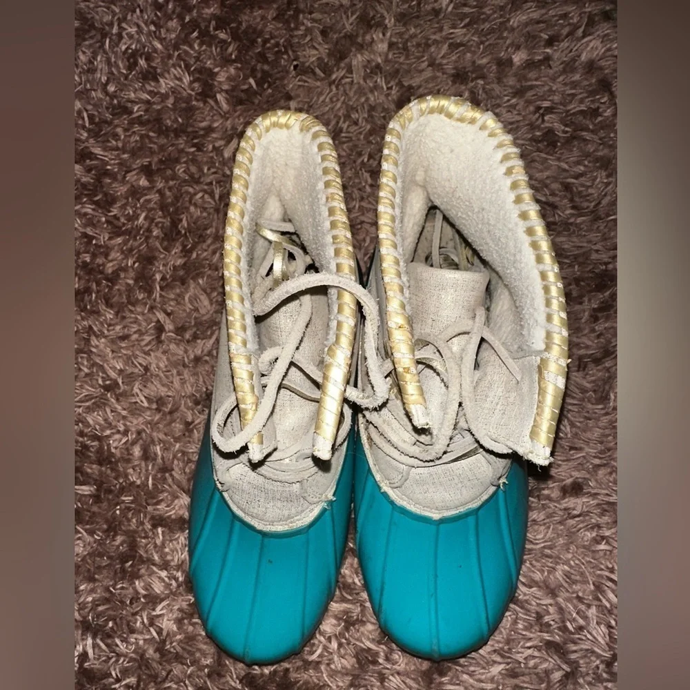 Jack Roger’s Women’s Cream and Teal Duck Boots 7 outdoor rain winter